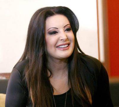 Драгана Миркович купува замък в Ебенфурт