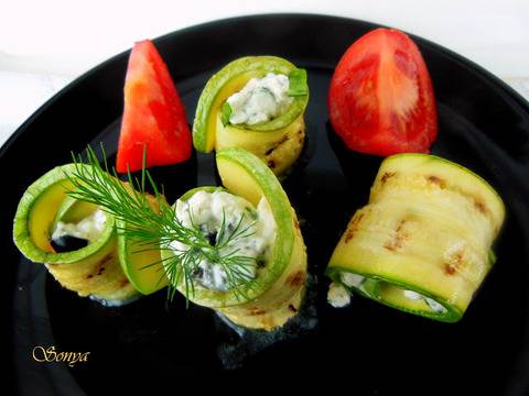 Рулца от тиквички с крем сирене и извара – Соня Шатева – Блогосфера