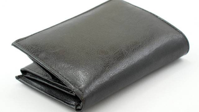 Повече от половината българи живеят в големи материални лишения