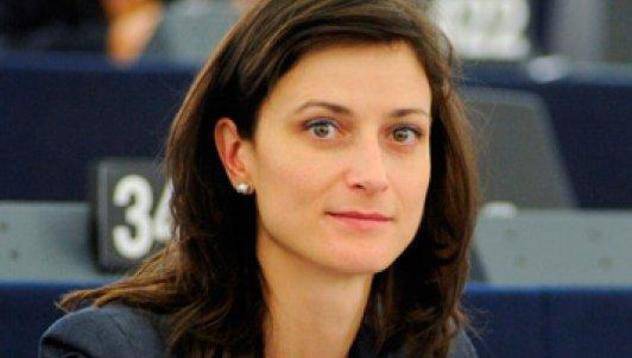 Мария Габриел номинирана за „Евродепутат на годината“