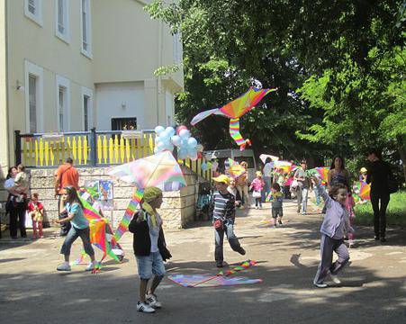 Международна конференция по аутизъм, Карин дом, Варна