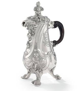 Сребърна кана за кафе на търг за рекордна сума