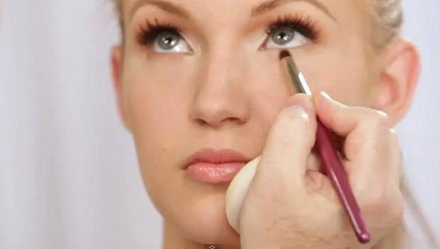 Ежедневен грим от Робърт Джоунс видяна 4602 коментари 0