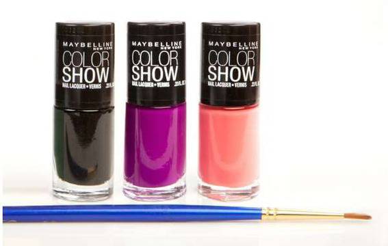 Стъпка по стъпка: Геометричен цветен маникюр видяна 3441 коментари 0