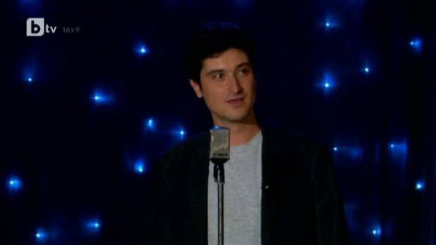 Лятото, морето, сините вълни…