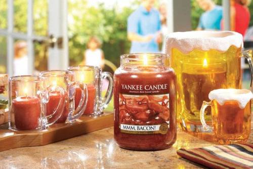 Ароматни свещи за мъже с мирис на бекон и пуканки