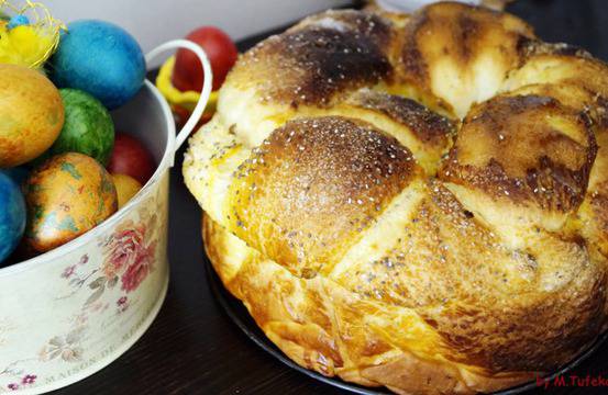 Великденски козунак