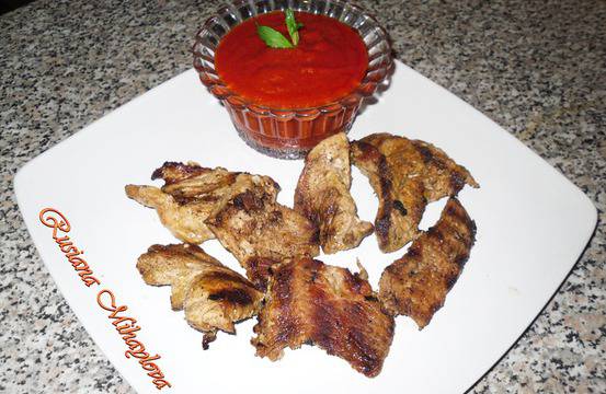 Свински каренца с домашен сос „Барбекю“