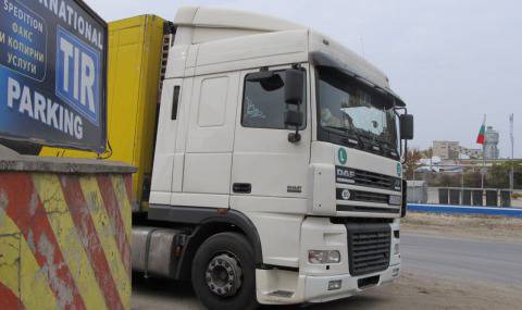 За летния сезон ограничават движението на тировете