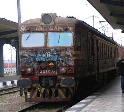 Товарен влак дерайлира между Дъскотна и Люляково