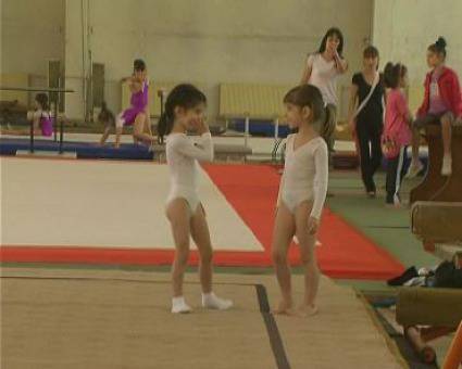 Общо 53 деца се включиха в турнир по художествена гимнастика „Дунавски звездички“