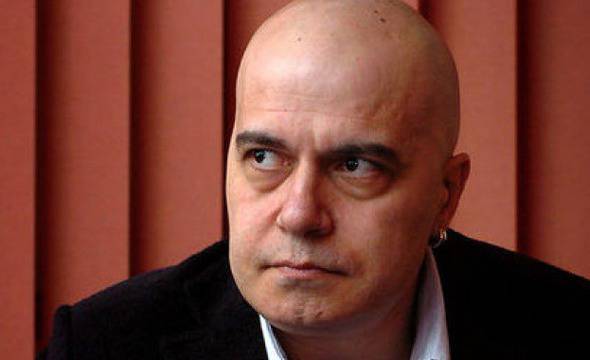 Слави Трифонов не прощава