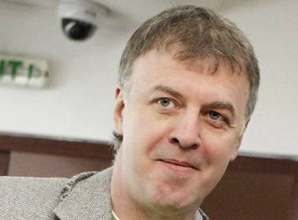 Официално: Наско Сираков се завърна в Левски