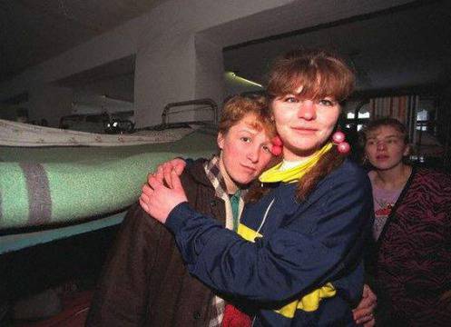 Миглена Александрова: Хванаха ме с 19 килограма хероин, в Сливенския затвор бях в отряда на “първескините”