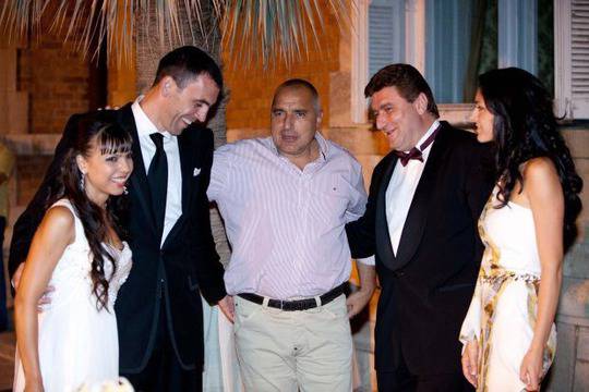 Вижте имотите, които Валентин Златев скри