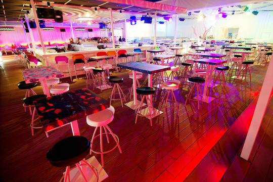 Фолк клуб The1 в Слънчев бряг отвори официално врати