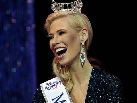 Едноръката Никол Кели стана Мис Айова 2013, ще се бори за Мис Америка 2014