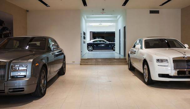 Rolls-Royce отвори шоурум в Санкт Петербург