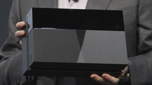 Sony отвръща на удара