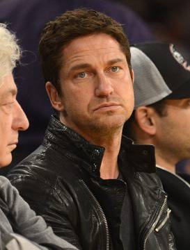 Джерард Бътлър се раздели с приятелката си