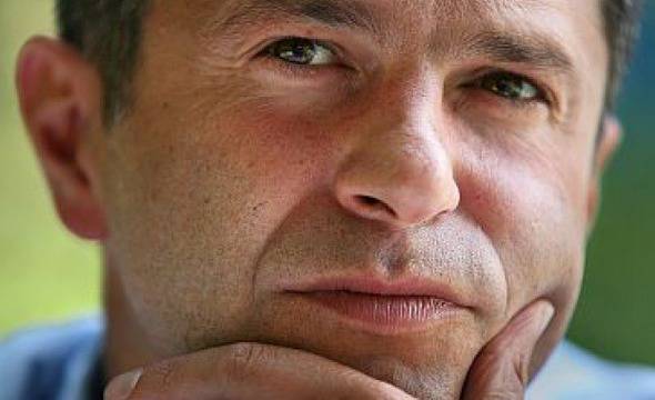 Катето Евро: Милен Цветков е олигофрен!