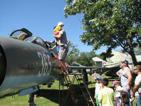 Честит Ден на бащата!