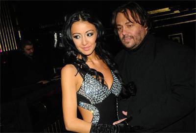 Истина или лъжа: Ани Хоанг се срамува от гаджето си Люси Иларионов