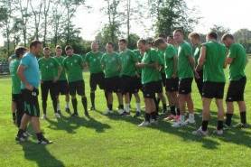 21 футболисти започнаха с Нефтохимик