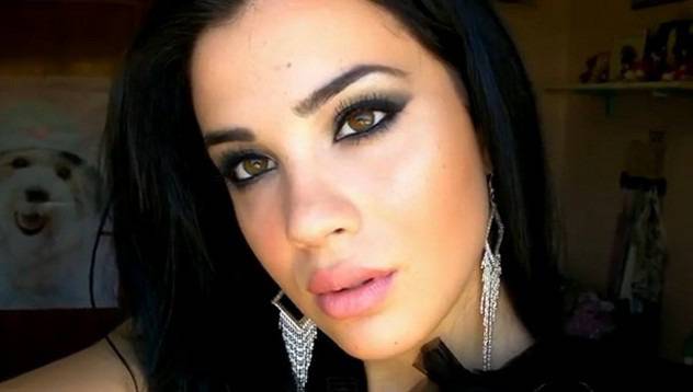 Гримът на Никол Шерцингер видяна 2107 коментари 0