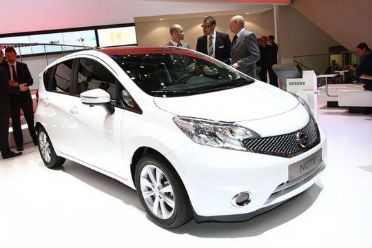 Nissan с нова камера за обратно виждане