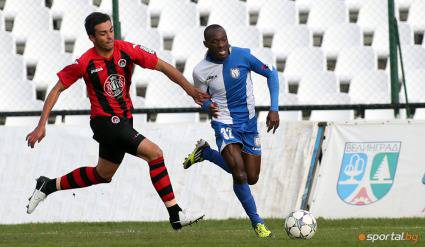 Уатара се присъедини към Черноморец