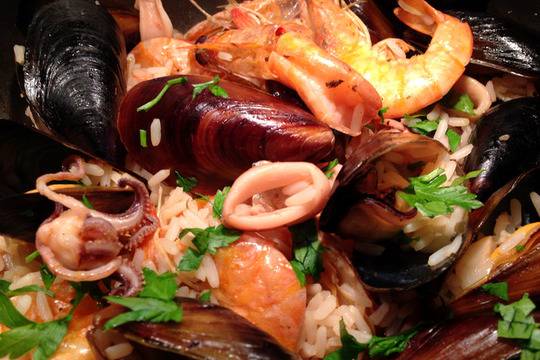 Морски дарове с ориз