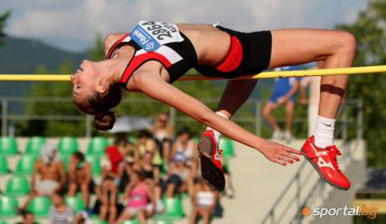 Световна шампионка триумфира в скока на височина