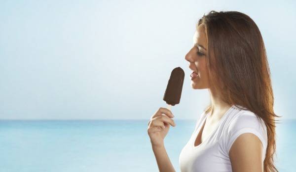 Напълнява ли се от сладолед