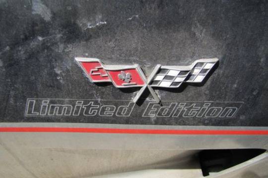 Търг на нови ретро автомобили в САЩ (СНИМКИ)