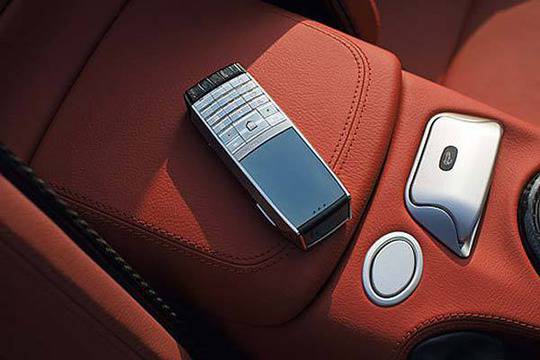 Мтел ще продава модели на най-известните марки луксозни телефони