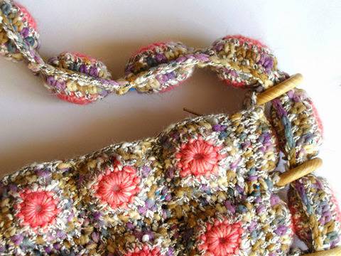 Ръчно плетени малки дамски чанти