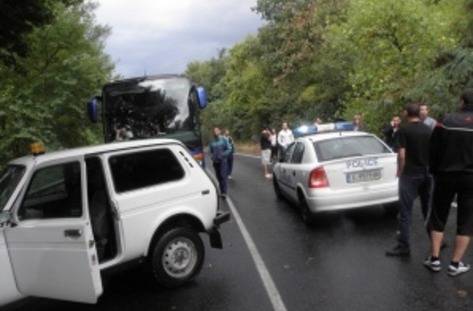 Тежка катастрофа блокира Кресненското дефиле