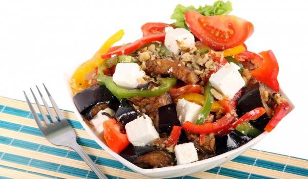 Гръцка салата от патладжани