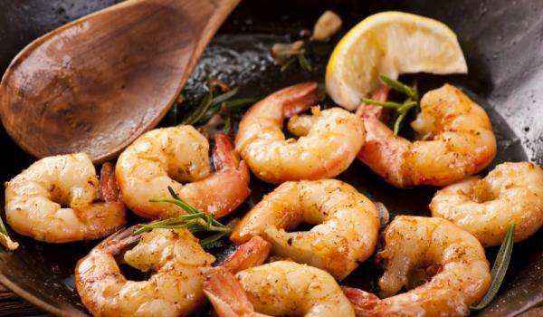 Как да чистим скариди