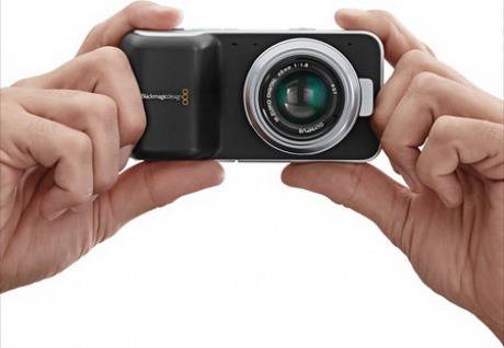 Pocket Cinema Camera: миниатюрна видеокамера с Super 16 сензор за изображение