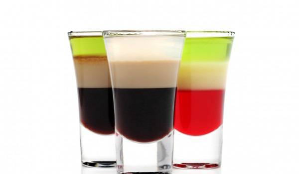 Коктейли на пластове