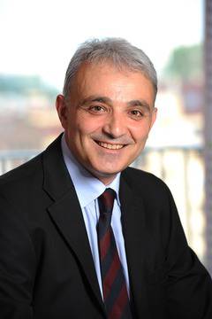 ЕМИЛ КАЛЧЕВ: ДА УПРАВЛЯВАШ НА ПАРЧЕ Е ПОГРЕШНО, НУЖЕН Е СИЛЕН КОНТРОЛ