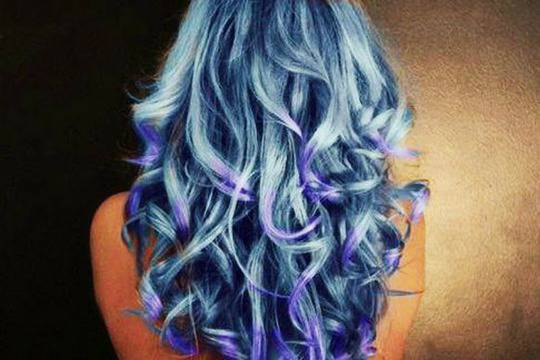 Моден писък: тебешир за коса