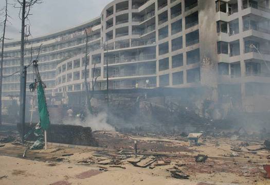 Жега в Слънчев бряг II: Бомбата слаба, пожарът – унищожителен