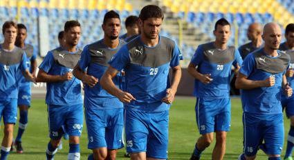 Групата на „сините“ за мача с Локо (Пд)