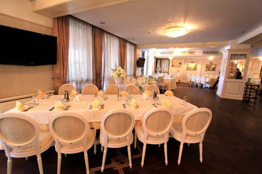 Ресторанти за сватба: Парк Хотел Берлин