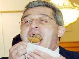 Замеряха ме с речни камъни