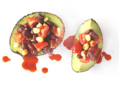 Сутрешен шедьовър: пълнено авокадо