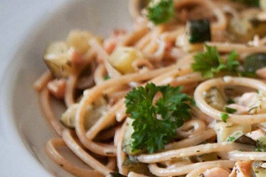 Рецепта на деня: Спагети с тиквички